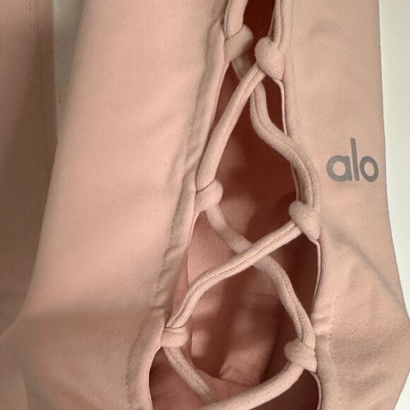Alo Yoga Interlace Leggings in Nectar - Picture 5 of 5
